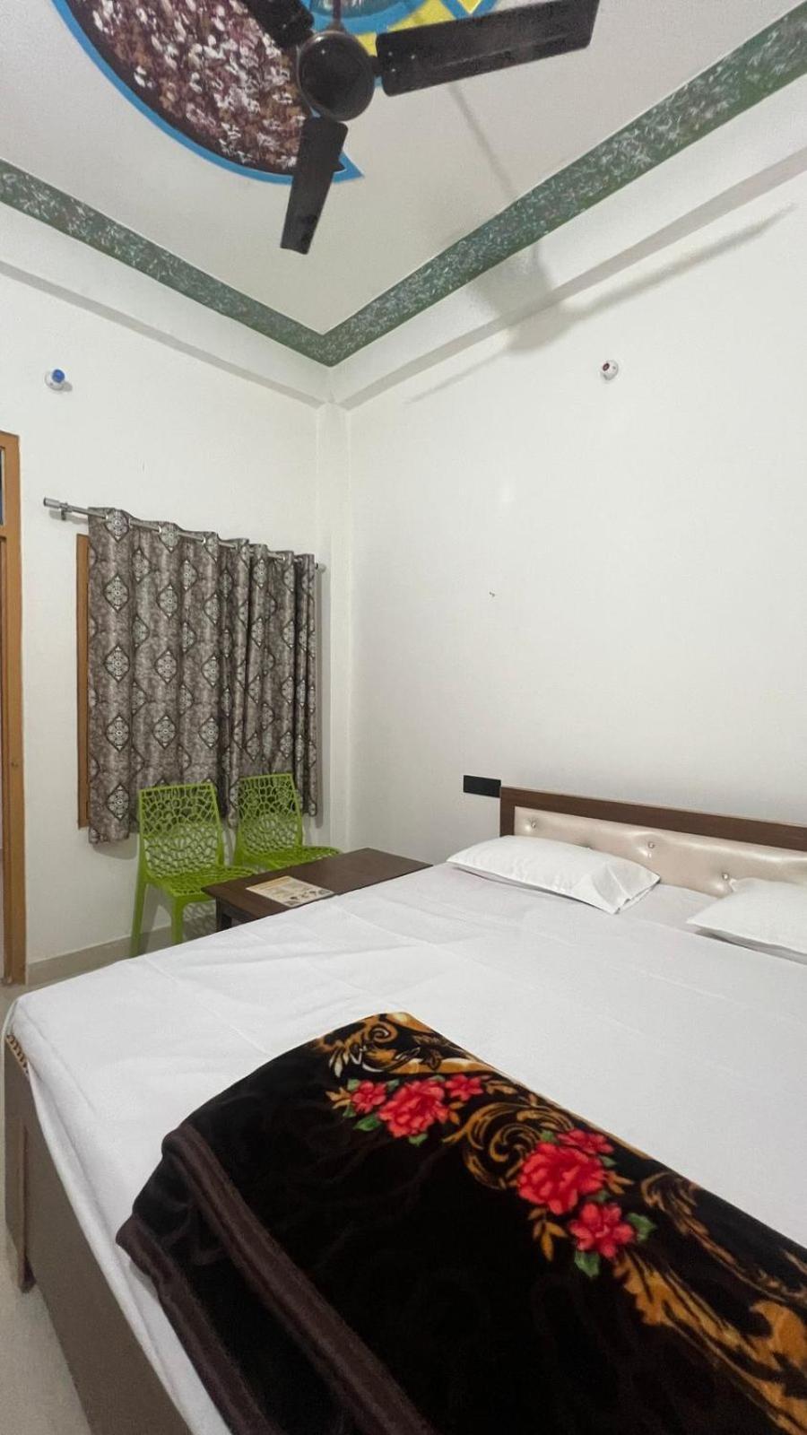 Veda Palace, 900 Meter Distancce From Temple Ayodhya Экстерьер фото